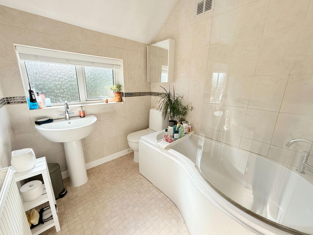 Additional image 13 of Longmore Road, Shirley