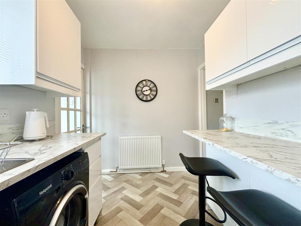 Additional image 7 of Bush Hill Fold, Queensbury, Bradford