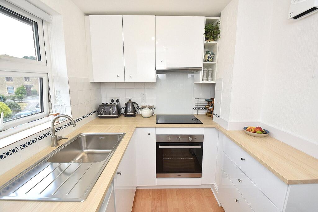 Additional image 2 of Vineys Yard, Bruton, BA10