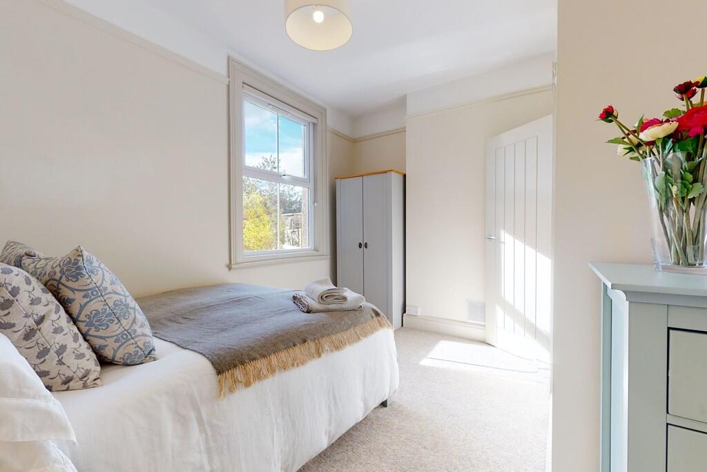 Additional image 9 of Colmer Road, Yeovil