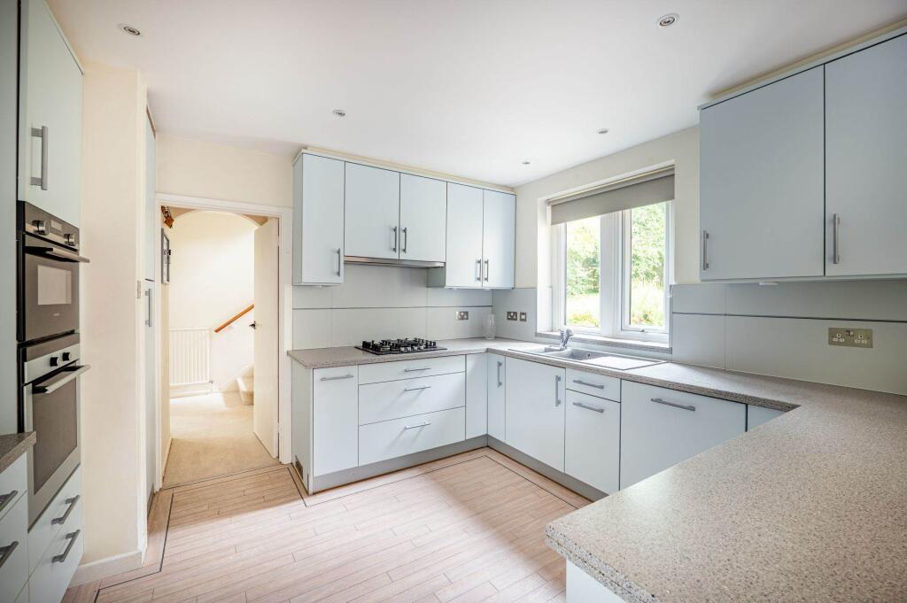 Additional image 25 of College Road