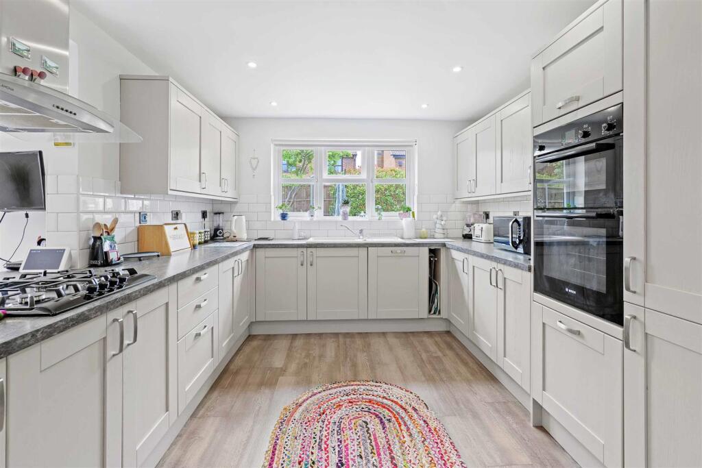 Additional image 7 of Victoria Way, Bidford-On-Avon, Alcester