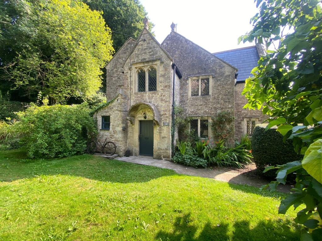 Murtry, Orchardleigh,  Frome, BA11
