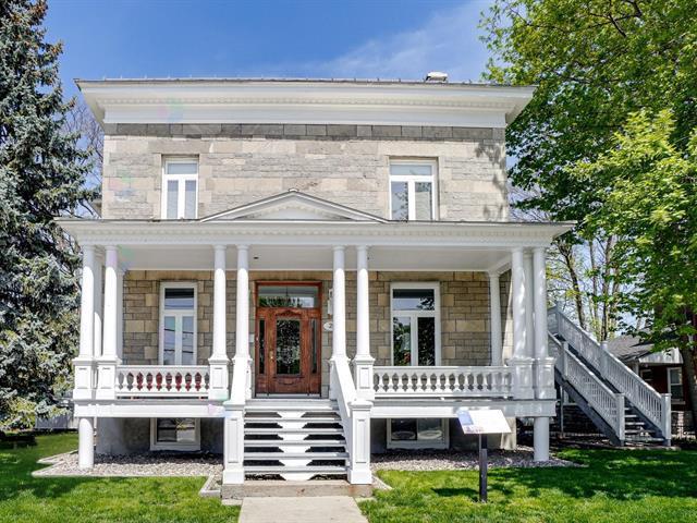20 Rue St-Charles|Sainte-Thérèse, Quebec J7E2A2