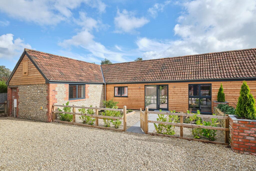 Court Farm, West Woodlands, BA11