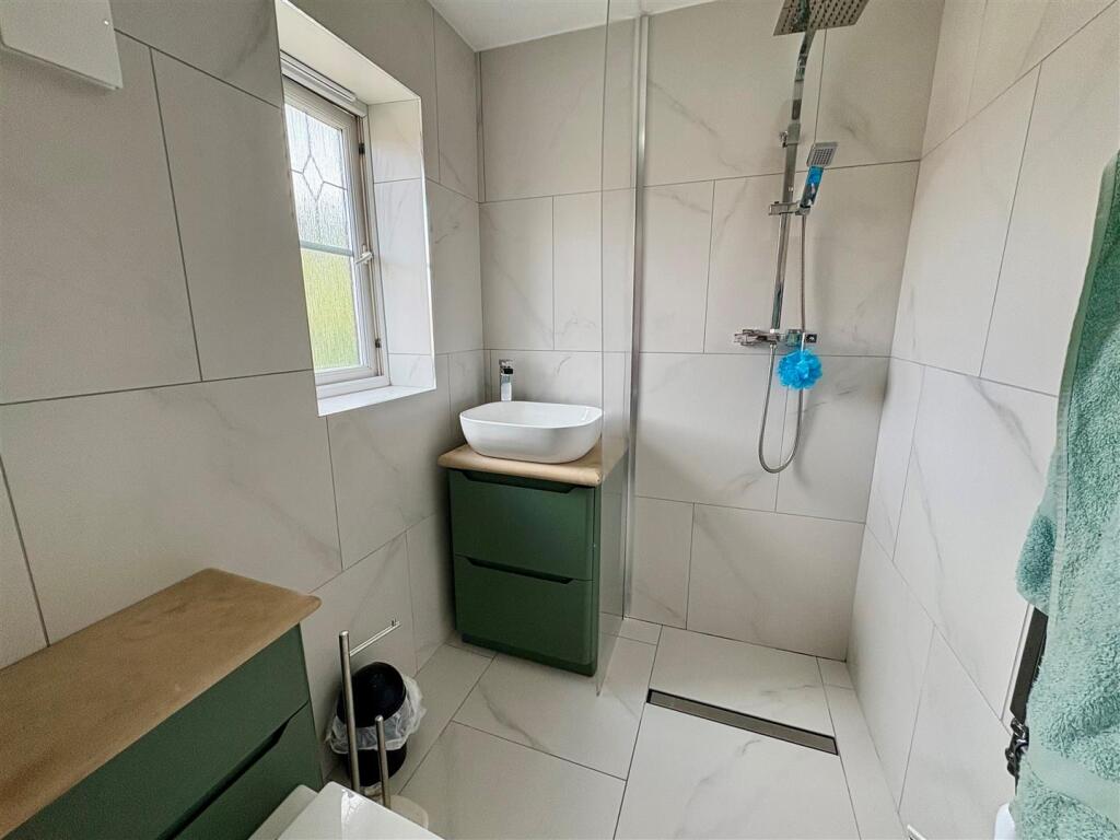 Additional image 13 of Burnleys Mill Road, Gomersal, Cleckheaton