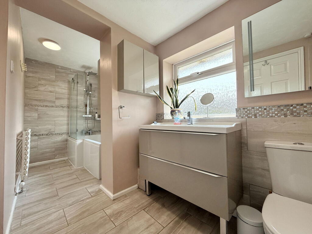 Additional image 17 of Yardley Wood Road, Shirley