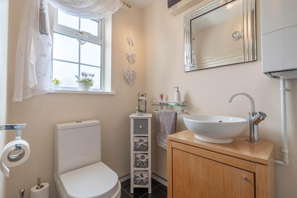 Additional image 20 of Weatheroak Close, Redditch, Worcestershire, B97