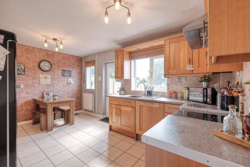 Additional image 3 of King Edward Avenue, Bromsgrove, B61