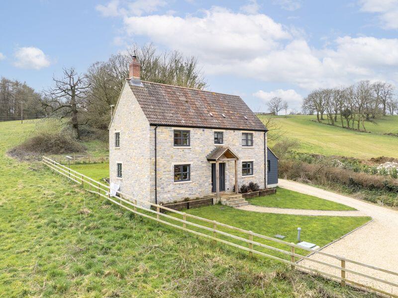 Additional image 30 of Modern three bedroom cottage in popular village