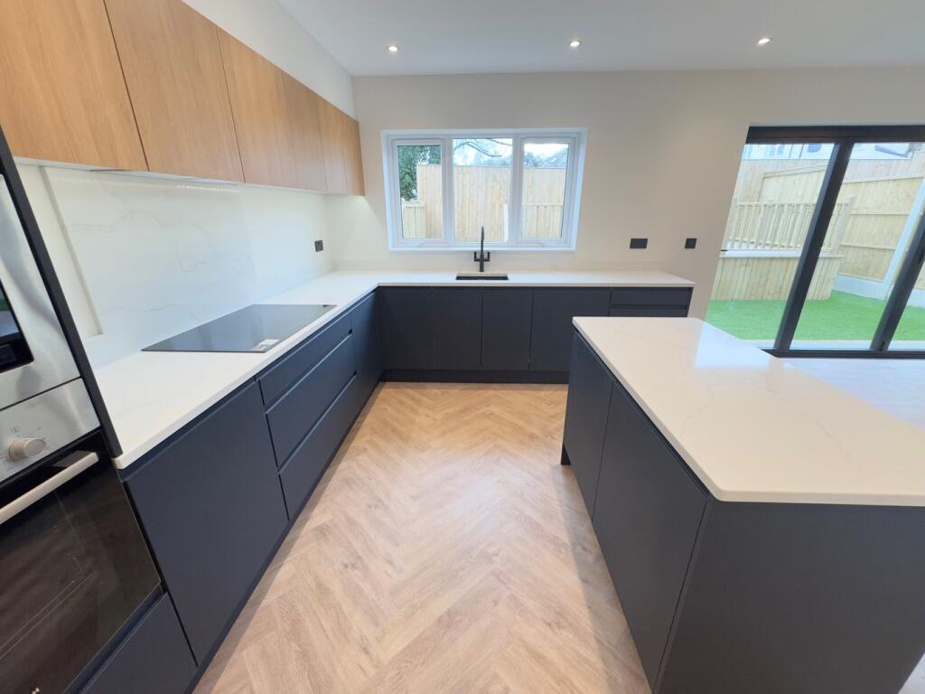 Additional image 9 of Bradford Road, Cottingley, Bingley, BD16