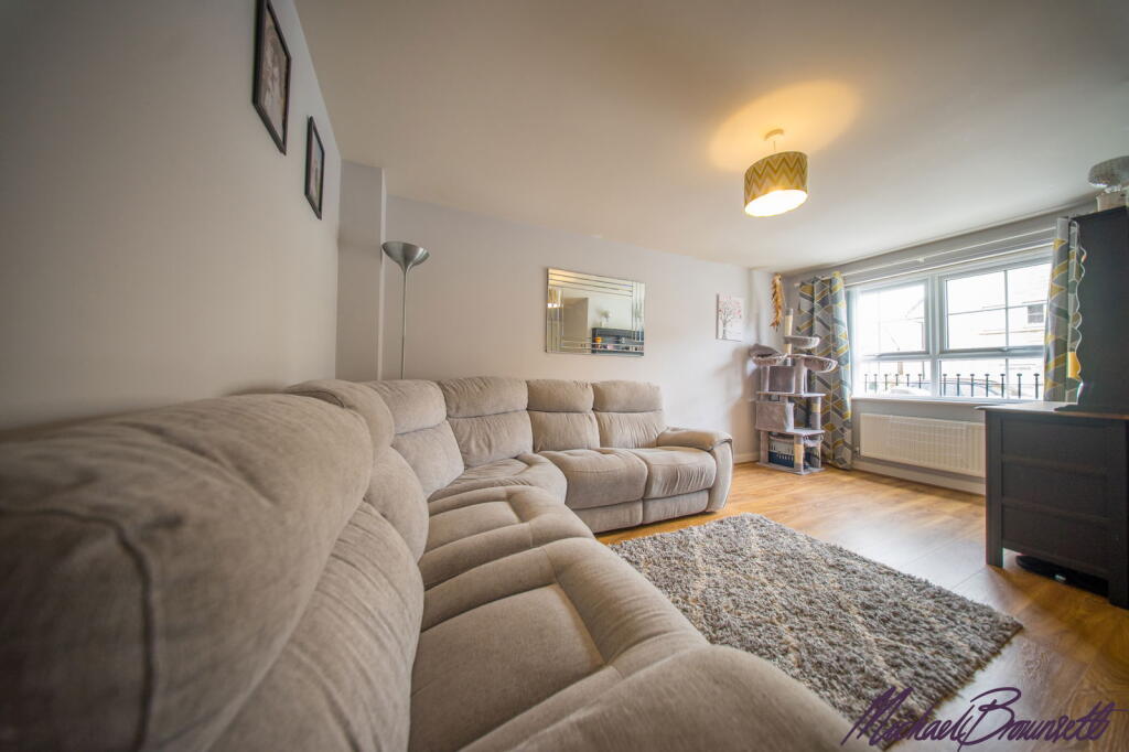 Additional image 5 of Rambing Walk, Clayton, Bradford, BD14 6FD