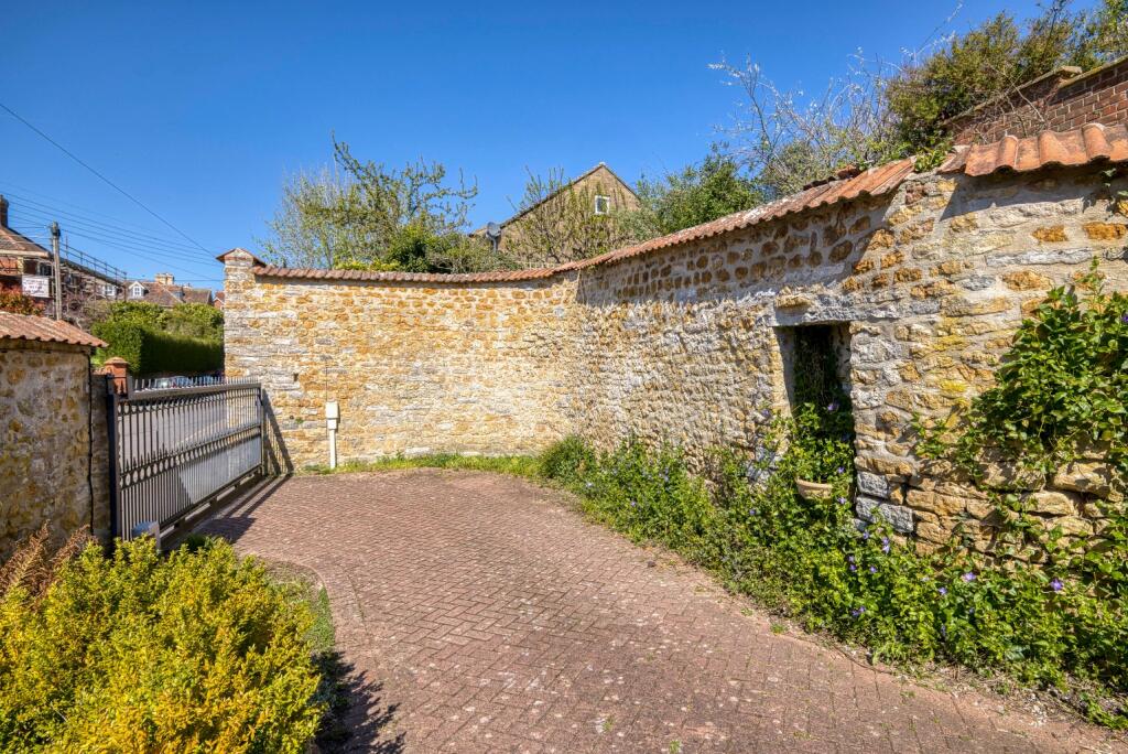 Additional image 29 of Upper High Street, Castle Cary, Somerset, BA7