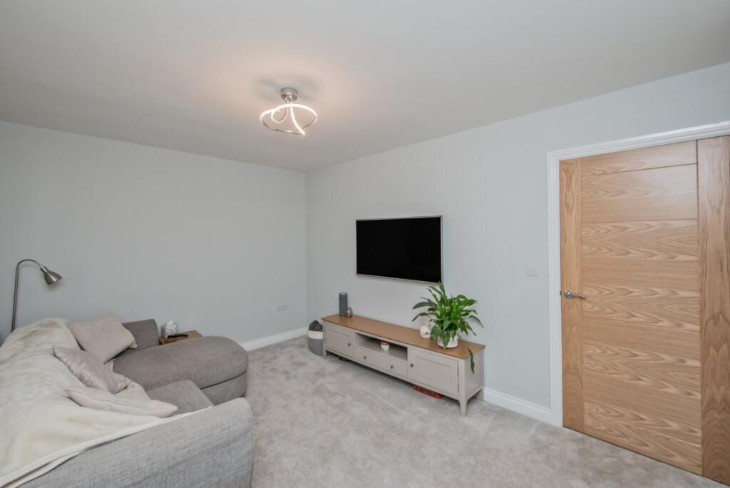 Additional image 12 of Thornton Hills Close, Denholme, Bradford, BD13