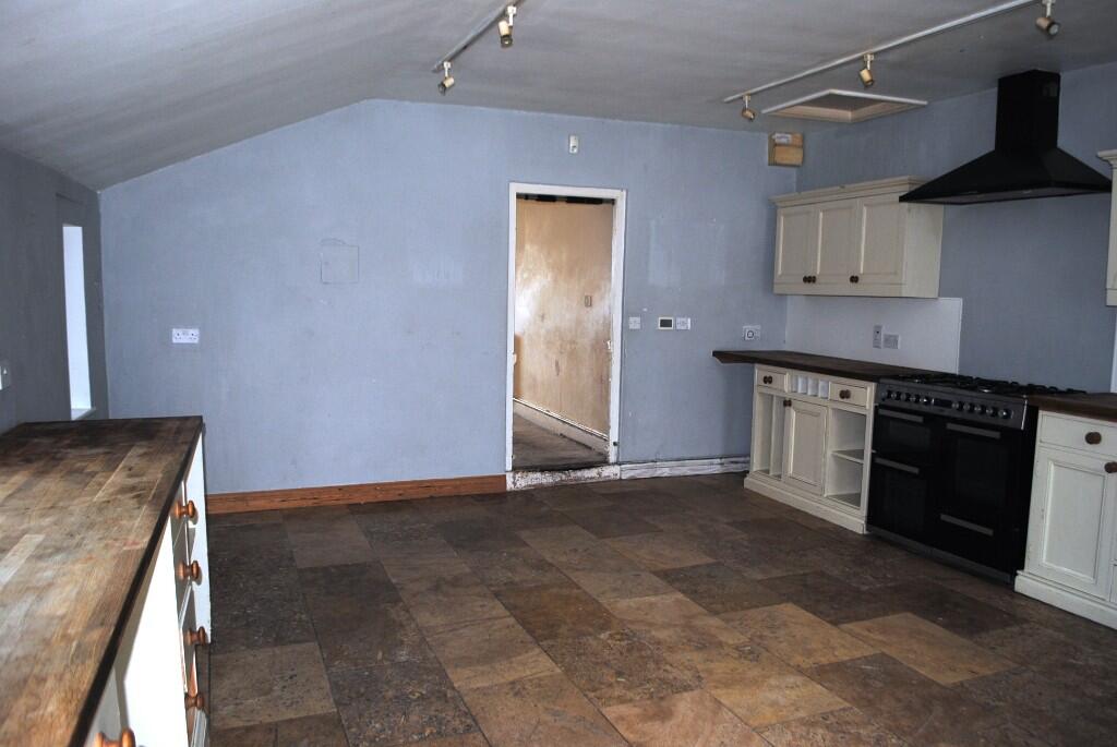 Additional image 11 of ***5 Bedroom Character Property With Land***