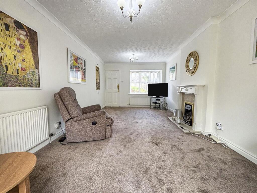 Additional image 10 of Northlea Avenue, Bradford, BD10 8LJ