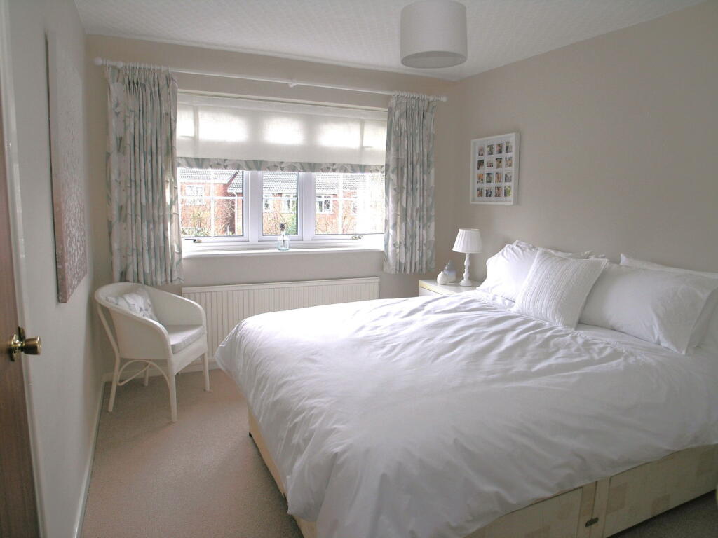Additional image 12 of HALESOWEN, Hartsbourne Drive