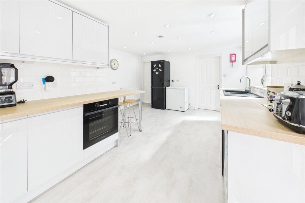 Additional image 13 of Park Way, Midsomer Norton, Radstock, Somerset, BA3