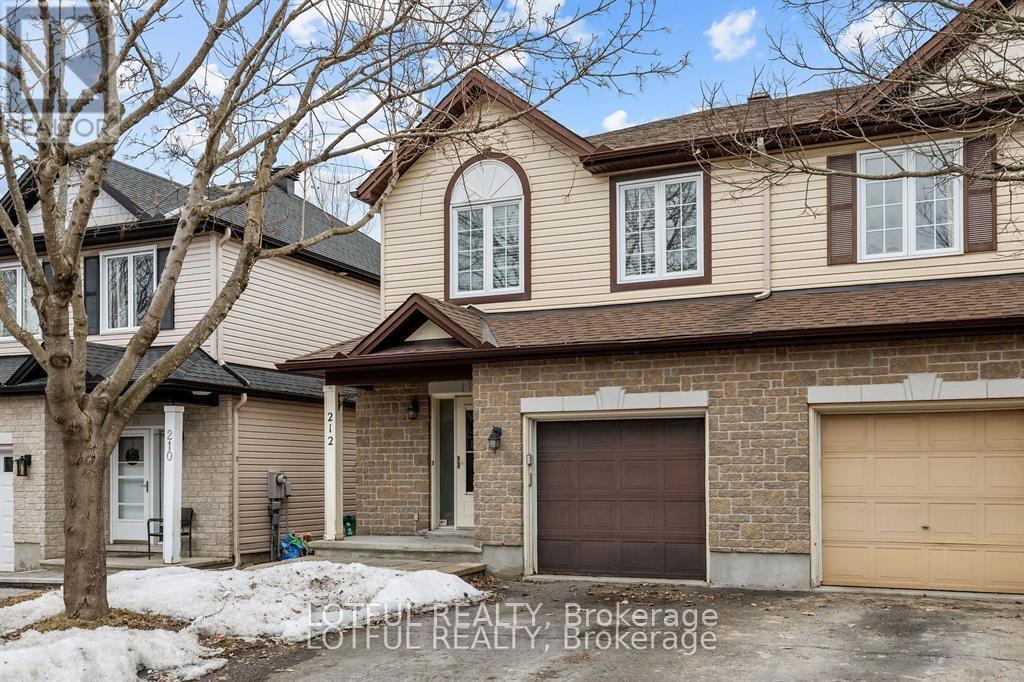 212 MEADOWLILLY ROAD|Ottawa, Ontario K1T4H1