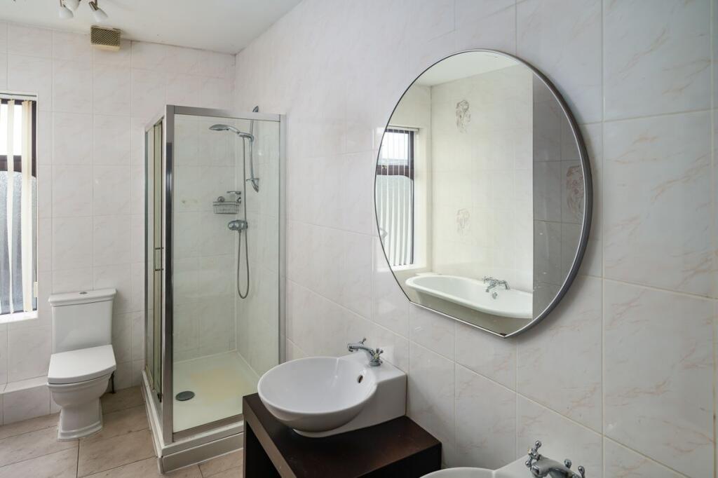 Additional image 18 of Whitehall Road, Drighlington