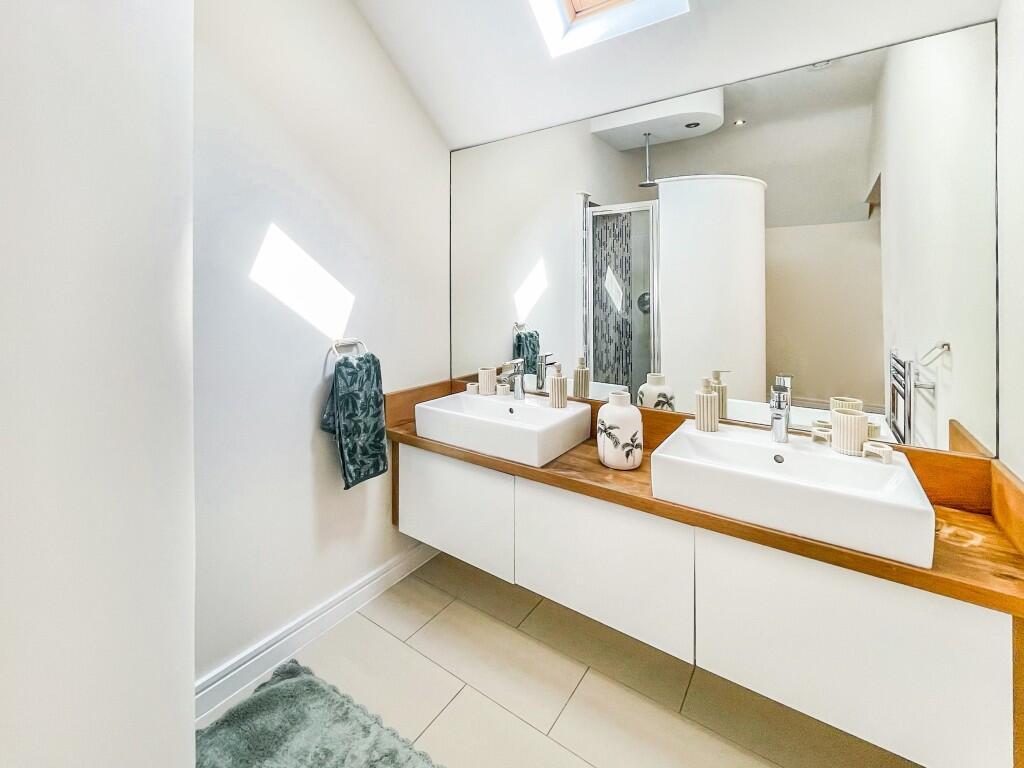 Additional image 18 of The Orchard, Birkenshaw. Bradford, West Yorkshire, BD11