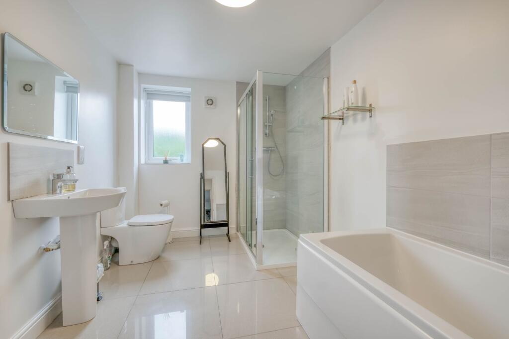 Additional image 23 of Droitwich Road, Bradley Green, B96