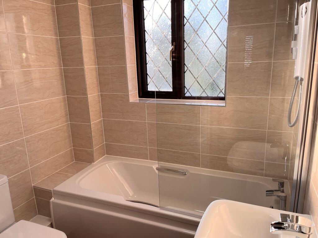 Additional image 12 of Willow Close, Alcester, B49