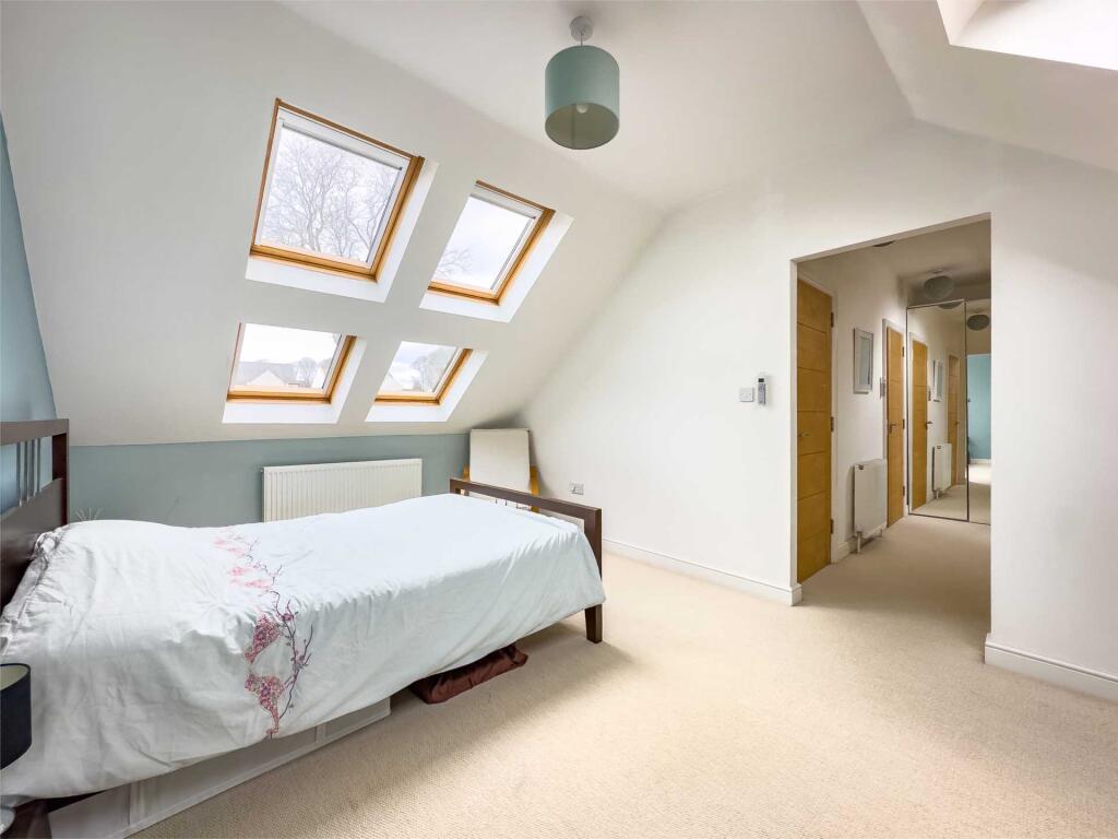 Additional image 23 of Oxford Road, Gomersal