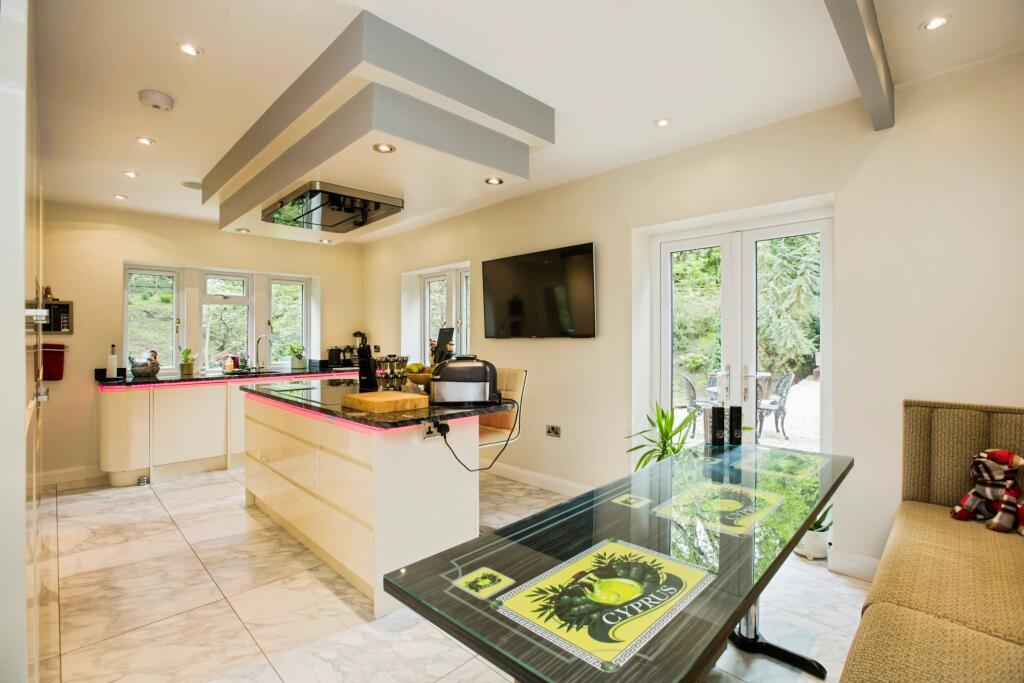 Additional image 5 of Smithy Lane, Bradford, BD15