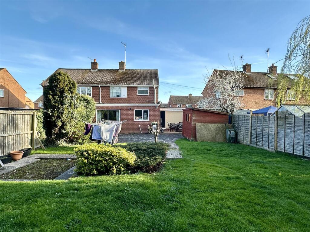 Additional image 12 of Meadow Road, Alcester