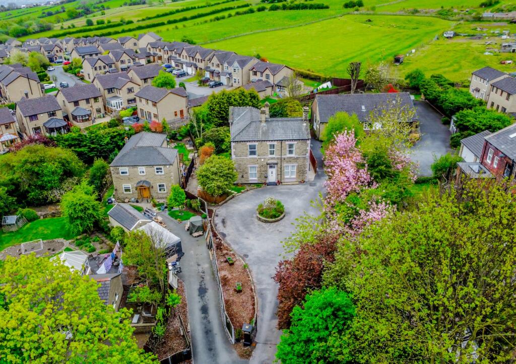 Additional image 31 of Moorside, Cleckheaton, BD19