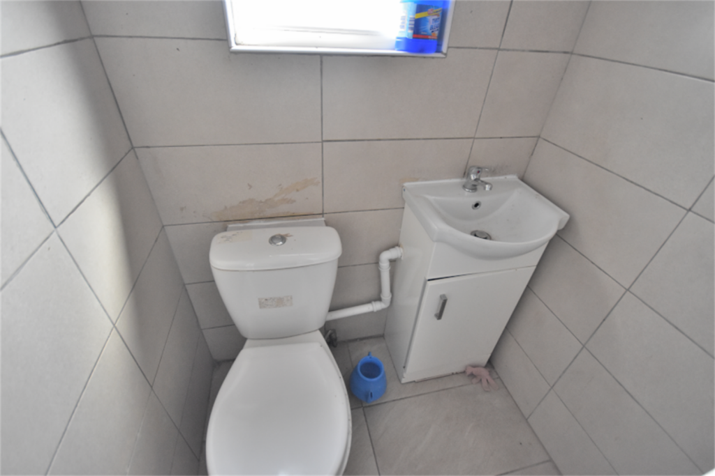 Additional image 9 of Fifth Avenue, Boardsley Green