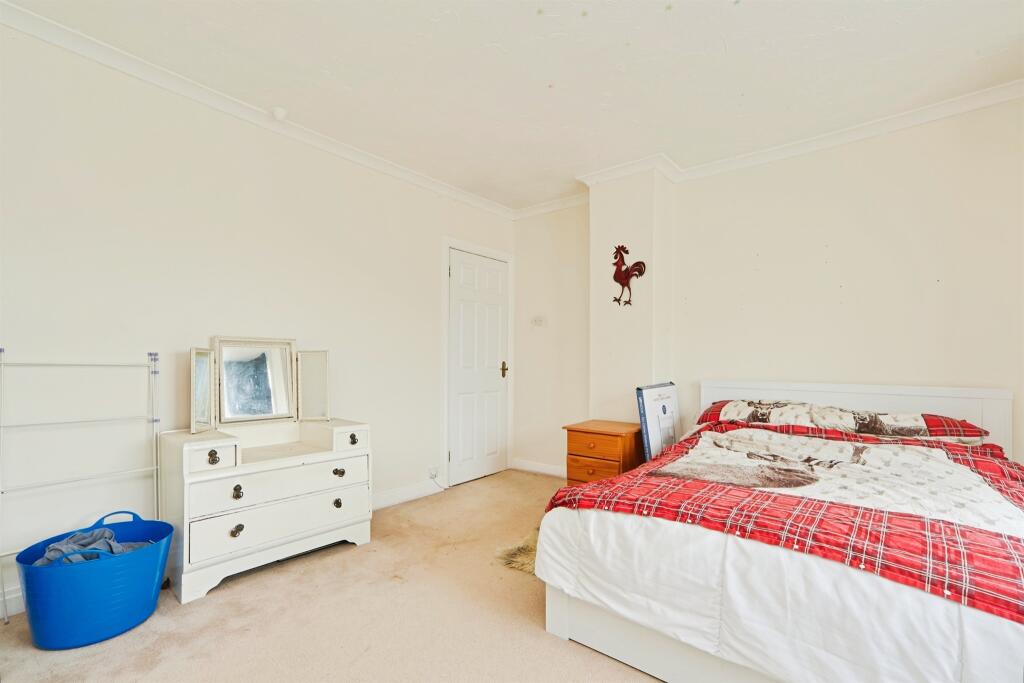 Additional image 11 of Welwyn Avenue, Shipley