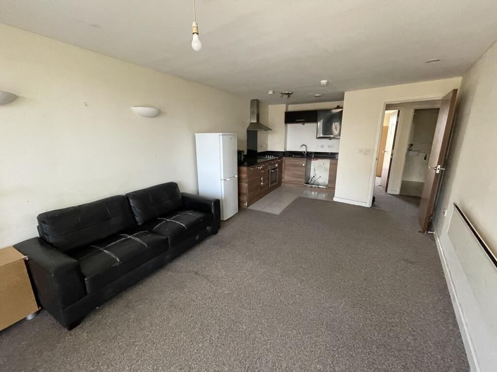 Additional image 4 of 140 The Gatehaus, Leeds Road, Bradford, West Yorkshire, BD1 5BQ