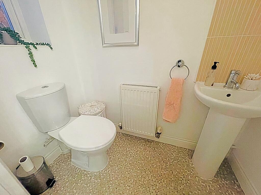 Additional image 5 of York Crescent, WEST BROMWICH