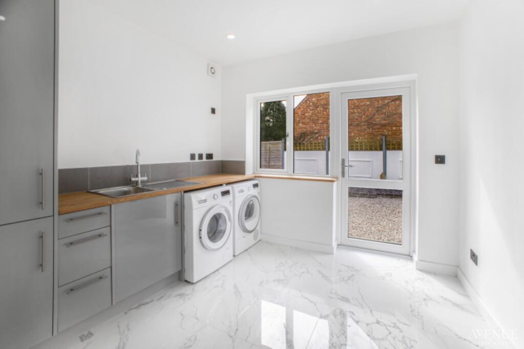 Additional image 8 of Redditch Road, Hopwood, Alvechurch, Birmingham, Worcestershire, B48