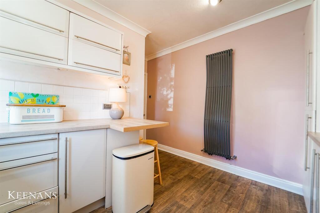 Additional image 25 of Barn Field Close, Colne