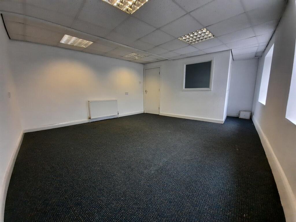 Additional image 4 of 84 St. James's Street, Burnley, Lancashire