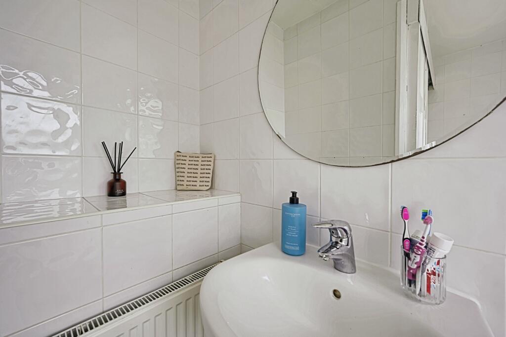 Additional image 12 of South View, Bradford, BD15