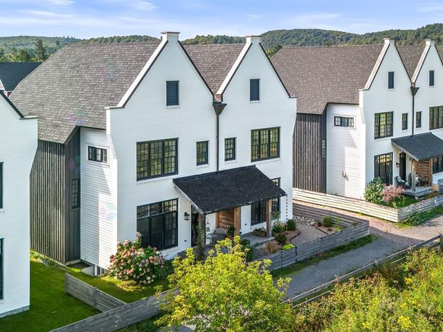 Property image for 29 Ch. de Montpelier|Chelsea, Quebec J9B0B4