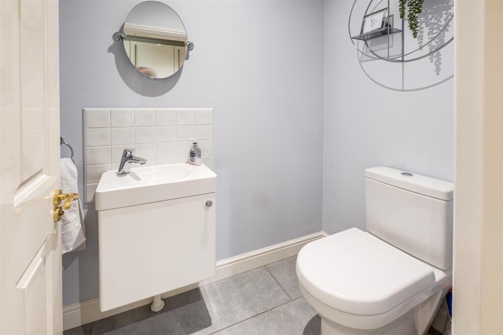 Additional image 24 of Selwyn Walk, Little Aston, Sutton Coldfield