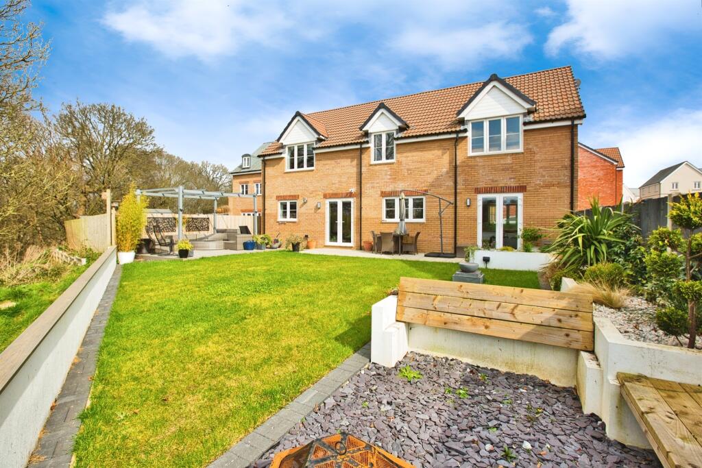 Additional image 25 of Gould Gardens, Yeovil