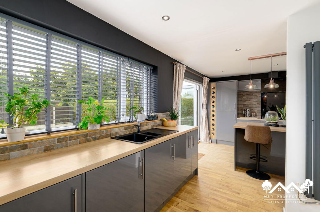 Additional image 10 of Countess Road, Lower Darwen, BB3