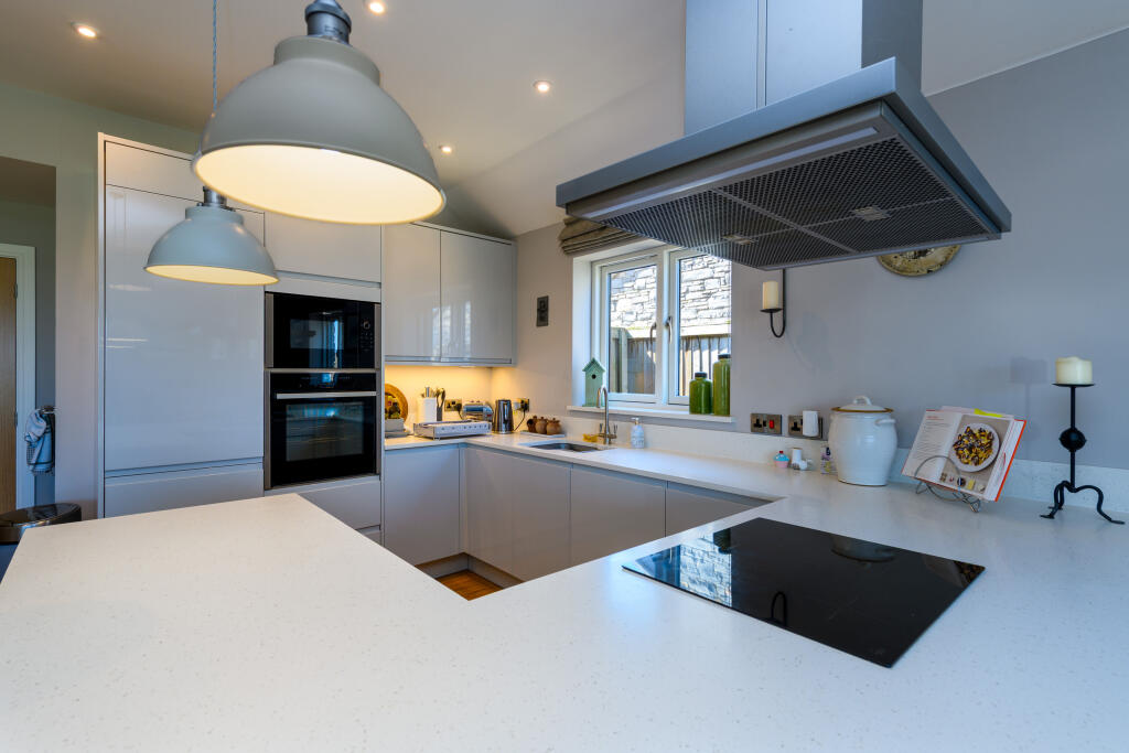 Additional image 10 of Highfields Close, Walton