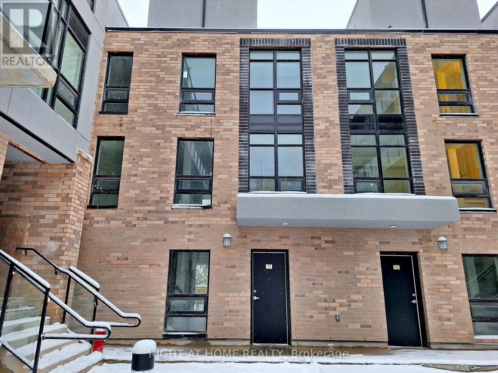 Property image for TH23 - 861 SHEPPARD AVENUE W|Toronto (Clanton Park), Ontario M3H0E9