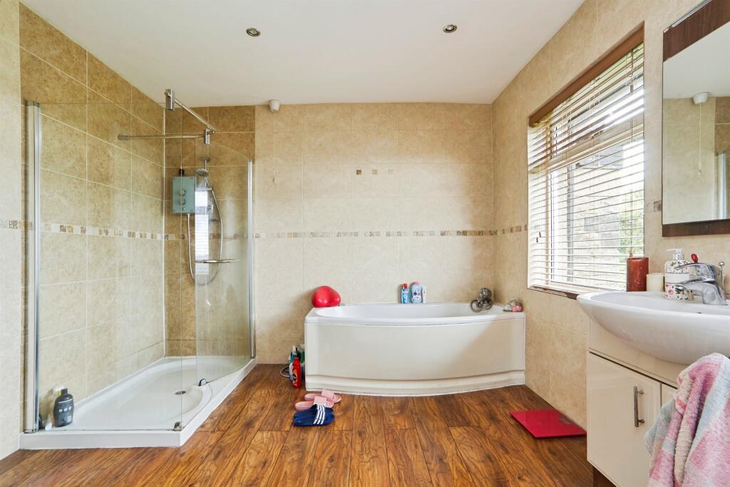 Additional image 15 of Welwyn Avenue, Shipley