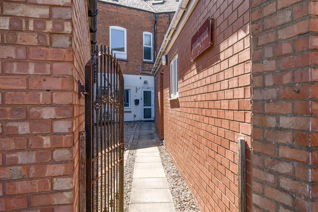 Additional image 8 of Station Road, Knowle