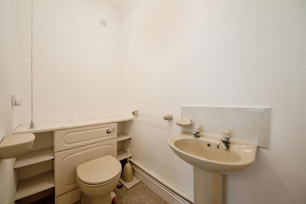 Additional image 11 of Birmingham Road, Henley-In-Arden