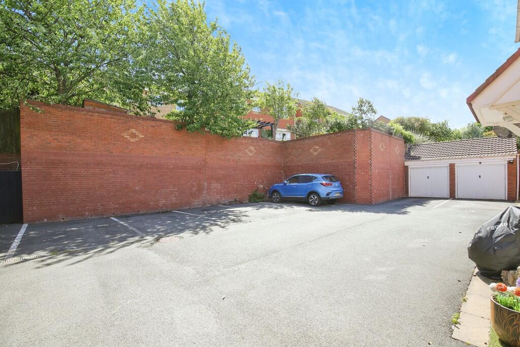 Additional image 16 of Russell Close, Wilnecote