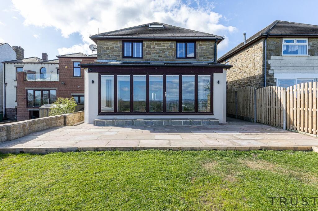 Additional image 73 of Wakefield Road, Drighlington, BD11